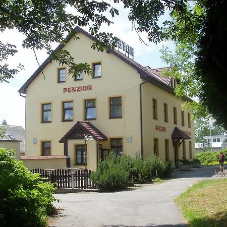 Hotel Filippi Ždírec nad Doubravkou Exteriör bild
